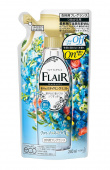 КAO Flair Floral Harmony Кондиционер-спрей для глажки белья, аромат зелёного яблока и фрезии, сменная упаковка 240 мл