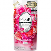 Кондиционер-ополаскиватель KAO Flair Floral Suite Арома для белья аромат Сладкий цветок сменная упаковка 400 мл